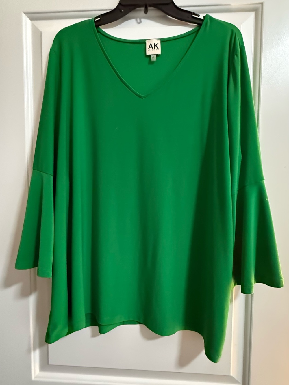 AK Anne Klein 2X Emerald Green Bell Sleeve Tunic Top NWOT